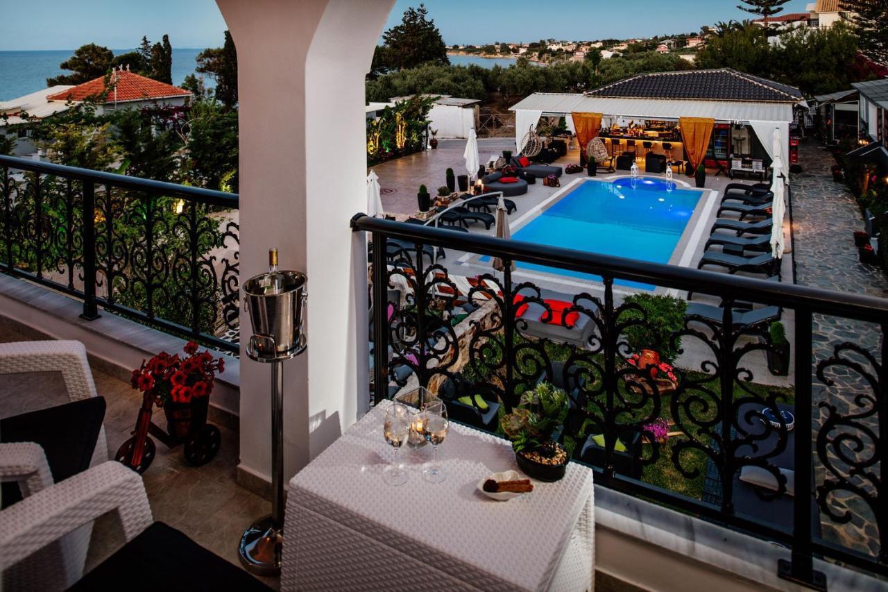 Villa Corali Apartments Sea Breath & Pool Amoudi Exteriör bild
