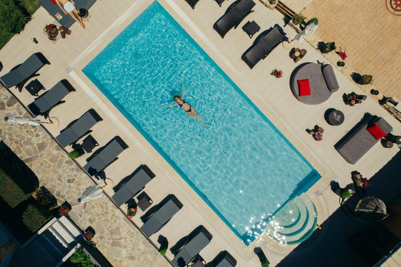 Villa Corali Apartments Sea Breath & Pool Amoudi Exteriör bild