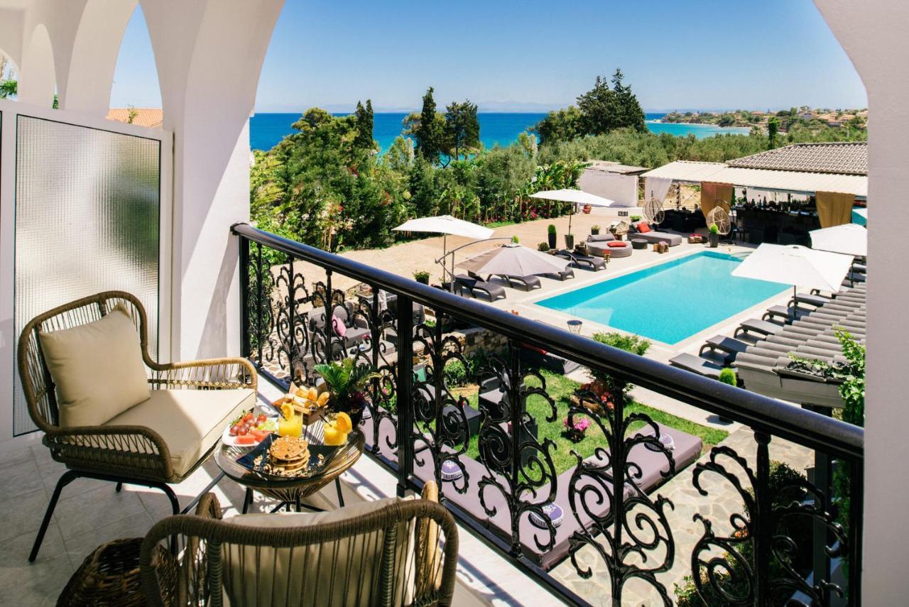 Villa Corali Apartments Sea Breath & Pool Amoudi Exteriör bild