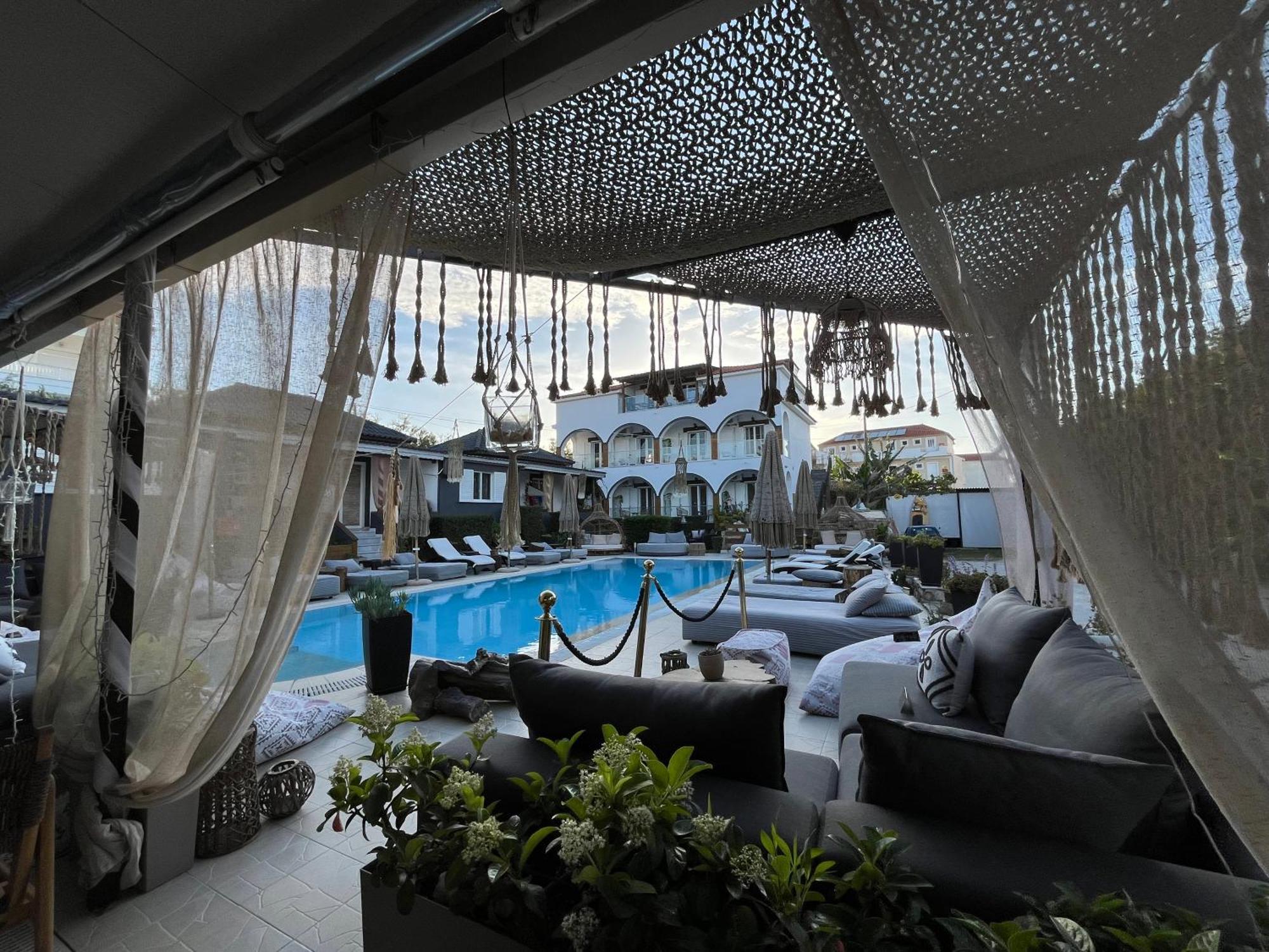 Villa Corali Apartments Sea Breath & Pool Amoudi Exteriör bild